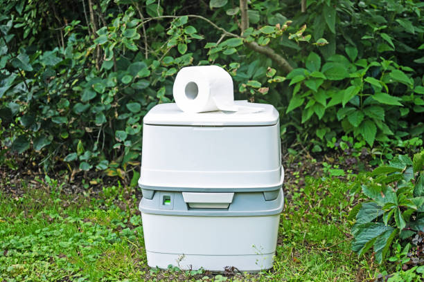 Best Portable restroom trailer rental  in Dixon, IL