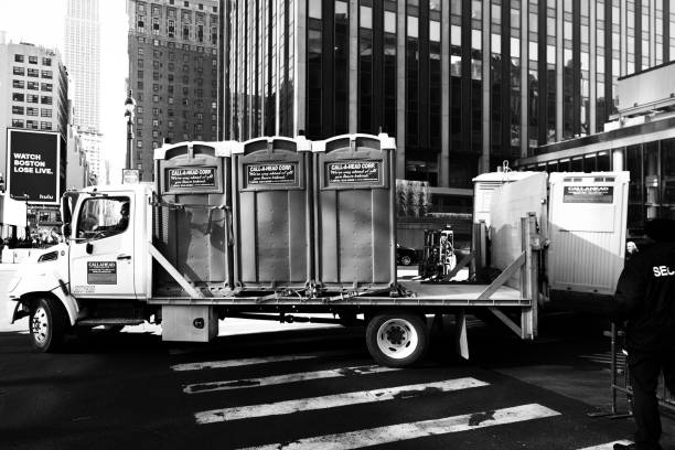 Affordable portable toilet rental in Dixon, IL